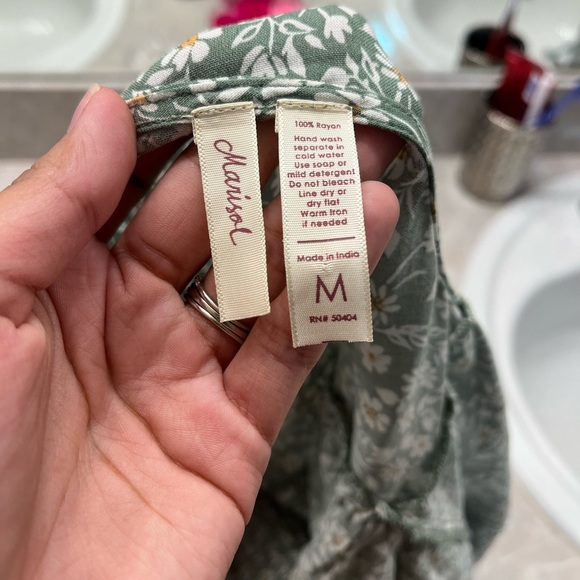 Marisol Floral Blouse - Picture 4 of 4